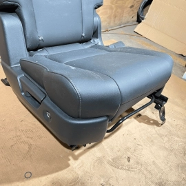 2016 - 2021 HONDA PILOT REAR RIGHT PASSENGER SIDE 2ND ROW SEAT COMPLETE OEM