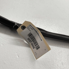 FRONT LEFT DOOR GLASS RUN CHANNEL WEATHERSTRIP SEAL 2007-2013 Mercedes-Benz