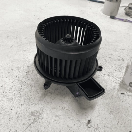 2014-2015 Jeep Grand Cherokee AIR HEATER BLOWER FAN MOTOR OEM DM666001