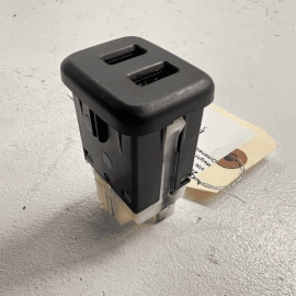 2018-2023 GMC Terrain Chevy Equinox Center Console Dual USB Port Media Hub 