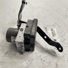 Toyota Camry XSE XLE 2018-2020 ABS Pump Anti Lock Brake Control Unit OEM 1P