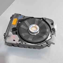 2011 - 2018 BMW 340 XI AUDIO SYSTEM SUBWOOFER SPEAKER RIGHT PASSENGER SIDE 