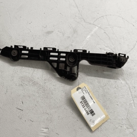 TOYOTA CAMRY 18-23 REAR RIGHT PASSENGER SIDE BUMPER RETAINER SUPPORT BRACKE