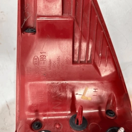 2018-2023 KIA RIO LX SEDAN REAR LEFT DRIVER SIDE TAILLIGHT LAMP OUTER OEM