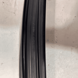 AUDI A6 2016-2018 S6 FRONT DRIVER DOOR GLASS RUN CHANNEL WEATHERSTRIP SEAL 
