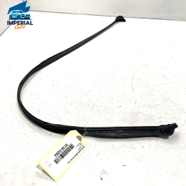 2007-13 MERCEDES S-CLASS FRONT RIGHT PASSENGER SIDE UPPER WEATHERSTRIP SEAL