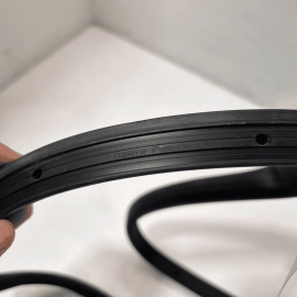 Ford Fusion SE 2013-2020 Front Left Driver Side Outer Door Weather Strip OE