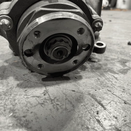 2007-2017 MERCEDES-BENZ S550 FRONT AXLE HOUSING DIFFERENTIAL CARRIER OEM