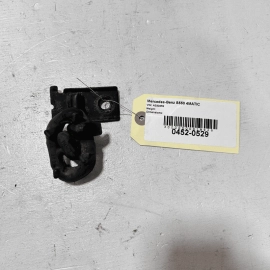 207-13 Mercedes S550 Exhaust System Left or Right Bracket Muffler Pipe Ring