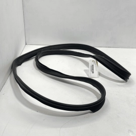2007-2013 MERCEDES S550 S600 REAR TRUNK DECK LID WEATHERSTRIP RUBBER SEAL O