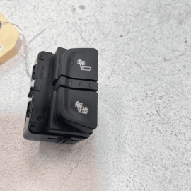 2018-2022 GMC TERRAIN CENTER CONSOLE DRIVER SEAT HEAT HEATER CONTROL SWITCH