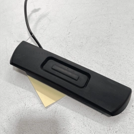 2018-23 GMC TERRAIN TAILGATE LIFTGATE BACK DOOR RELEASE PULL HANDLE ASSEMBL