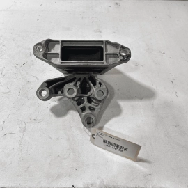 2018-2020 GMC TERRAIN 2.0L REAR TRANSMISSION MOUNT SUPPORT BRACKET OEM