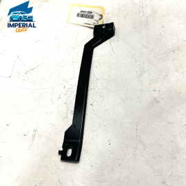 2018 - 2023 GMC TERRAIN FRONT BUMPER CENTER SUPPORT MOUNT BRACKET BRACE OEM