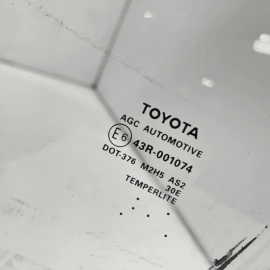 TOYOTA CAMRY 2018-2023 FRONT LEFT DRIVER SIDE DOOR WINDOW GLASS OEM