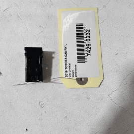 TOYOTA CAMRY 2018-2020 Avalon DASH DASHBOARD USB PORT AUX JACK MEDIA HUB OE