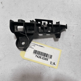 2018-2023 TOYOTA CAMRY REAR RIGHT PASSENGER TAILLIGHT MOUNT BRACKET SUPPORT