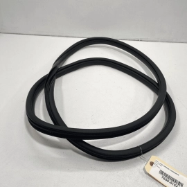 2011-2021 JEEP GRAND CHEROKEE REAR DRIVER SIDE DOOR BODY WEATHERSTRIP SEAL 