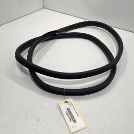 2011-2021 JEEP GRAND CHEROKEE REAR DRIVER SIDE DOOR BODY WEATHERSTRIP SEAL 