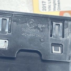 2018-2019 GMC TERRAIN REAR CENTER CONSOLE USB AUX PORT MEDIA HUB OEM