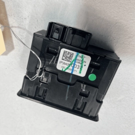 2018-2019 GMC TERRAIN REAR CENTER CONSOLE USB AUX PORT MEDIA HUB OEM