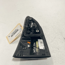 !SCRATCHED! GMC TERRAIN 18-21 REAR RIGHT PASSENGER SIDE INNER TAILLIGHT LAM