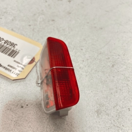 2011-2017 VOLKSWAGEN TOUAREG FRONT OR REAR DOORS COURTESY LIGHT LAMP OEM 1P