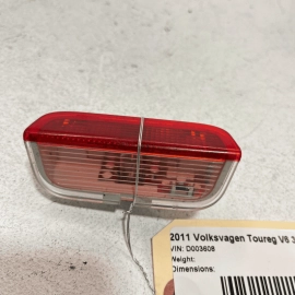 2011-2017 VOLKSWAGEN TOUAREG FRONT OR REAR DOORS COURTESY LIGHT LAMP OEM 1P