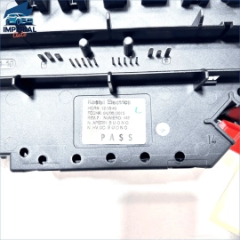 07-10 MERCEDES W221 S550 FRONT UNDER HOOD FUSE BOX RELAY SAM MODULE ASSY OE