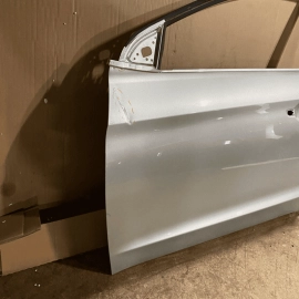 GENUINE 17-20 HYUNDAI ELANTRA OEM DRIVER LEFT FRONT BARE DOOR SILVER SEDAN 