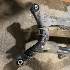 10-19 BMW F22 F36 F30 F32 F36 REAR SUBFRAME CROSSMEMBER CRADLE ENGINE SUB F