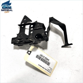 2010-2013 MERCEDES-BENZ S550 RETAINING HOOK BONNET SAFETY CATCH LOCK LATCH 