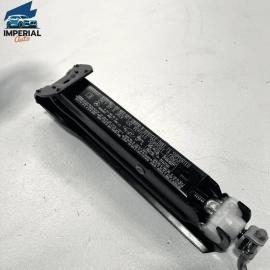 2010 MERCEDES S550 W221 SCISSOR LIFT VEHICLE JACK TOOL OEM