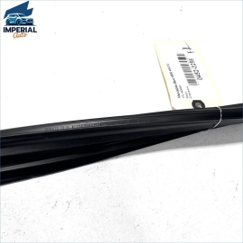 07-13 Mercedes S550 FRONT DRIVER DOOR GLASS RUN CHANNEL WEATHERSTRIP SEAL O