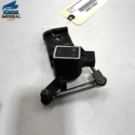 07-13 MERCEDES S550 W221 FRONT SUSPENSION RIDE LEVEL HEIGHT SENSOR & BRACKE