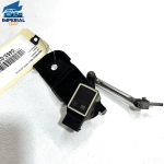 07-13 MERCEDES S550 W221 FRONT SUSPENSION RIDE LEVEL HEIGHT SENSOR & BRACKE