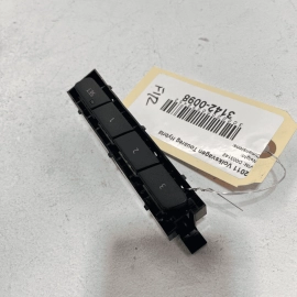 11-14 VW TOUAREG Front Right Passenger Side Switch  Memory Seat Adjustment 