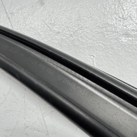 FRONT DRIVER SIDE RUN CHANNEL WEATHERSTRIP SEAL OEM Mini Countryman R60 11-