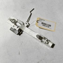 2013-2018 ACURA RDX FRONT DRIVER SIDE EXTERIOR DOOR HANDLE BASE BRACKET OEM