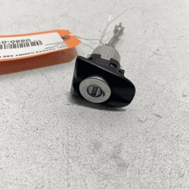 TOYOTA CAMRY 2018 - 2022 FRONT LEFT DRIVER SIDE DOOR LOCK CYLINDER W/OUT KE