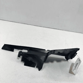 JEEP GRAND CHEROKEE 2016-2021 FRONT PASSENGER SIDE RADIATOR AIR INLET BAFFL
