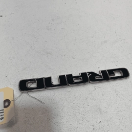 2017 - 2021 JEEP GRAND CHEROKEE FRONT DOOR BLACK EMBLEM LOGO BADGE OEM