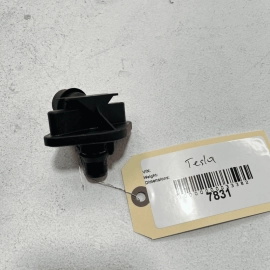 2017-2022 TESLA MODEL Y 3 MAIN BATTERY COOLING PIPE ADAPTOR 4 CORNERS OEM