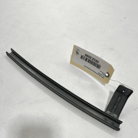 HONDA ACCORD 2018-2021 FRONT RIGHT PASSENGER SIDE DOOR WINDOW SASH CHANNEL 
