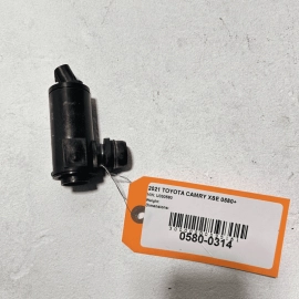 2018 - 2023 TOYOTA CAMRY WINDSHIELD WASHER MOTOR PUMP  RESERVOIR OEM