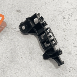 2018-2023 TOYOTA CAMRY REAR LEFT DRIVER SIDE TAILLIGHT MOUNT BRACKET SUPPOR