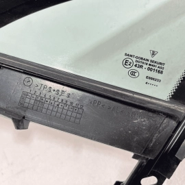 2010 - 2016 PORSCHE PANAMERA FRONT LEFT DRIVER DOOR QUARTER WINDOW GLASS OE