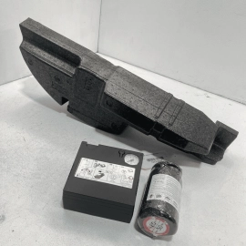 2017-2023 AUDI Q7 SQ7 TIRE INFLATOR AIR COMPRESSOR SEALANT KIT W/ FOAM TRAY