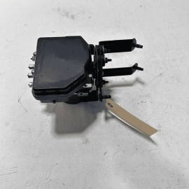 2016-2018 INFINITI Q50 2.0L ABS ANTI LOCK BRAKE PUMP MODULE UNIT W/ BRACKET