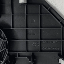 2015-2020 ACURA TLX DASH DASHBOARD CENTER SPEAKER GRILLE TRIM COVER OEM 2015-2020 ACURA TLX DASH DASHBOARD CENTER SPEAKER GRILLE TRIM COVER OEM